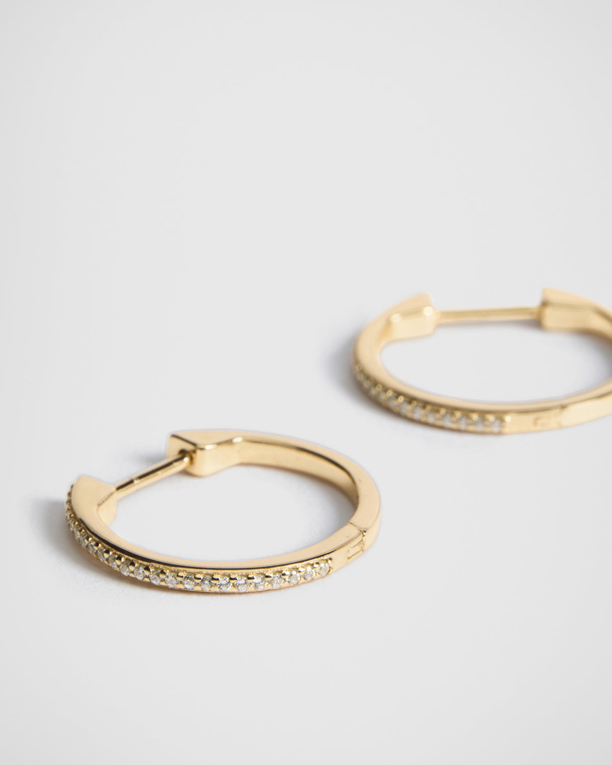 Serena Hoops