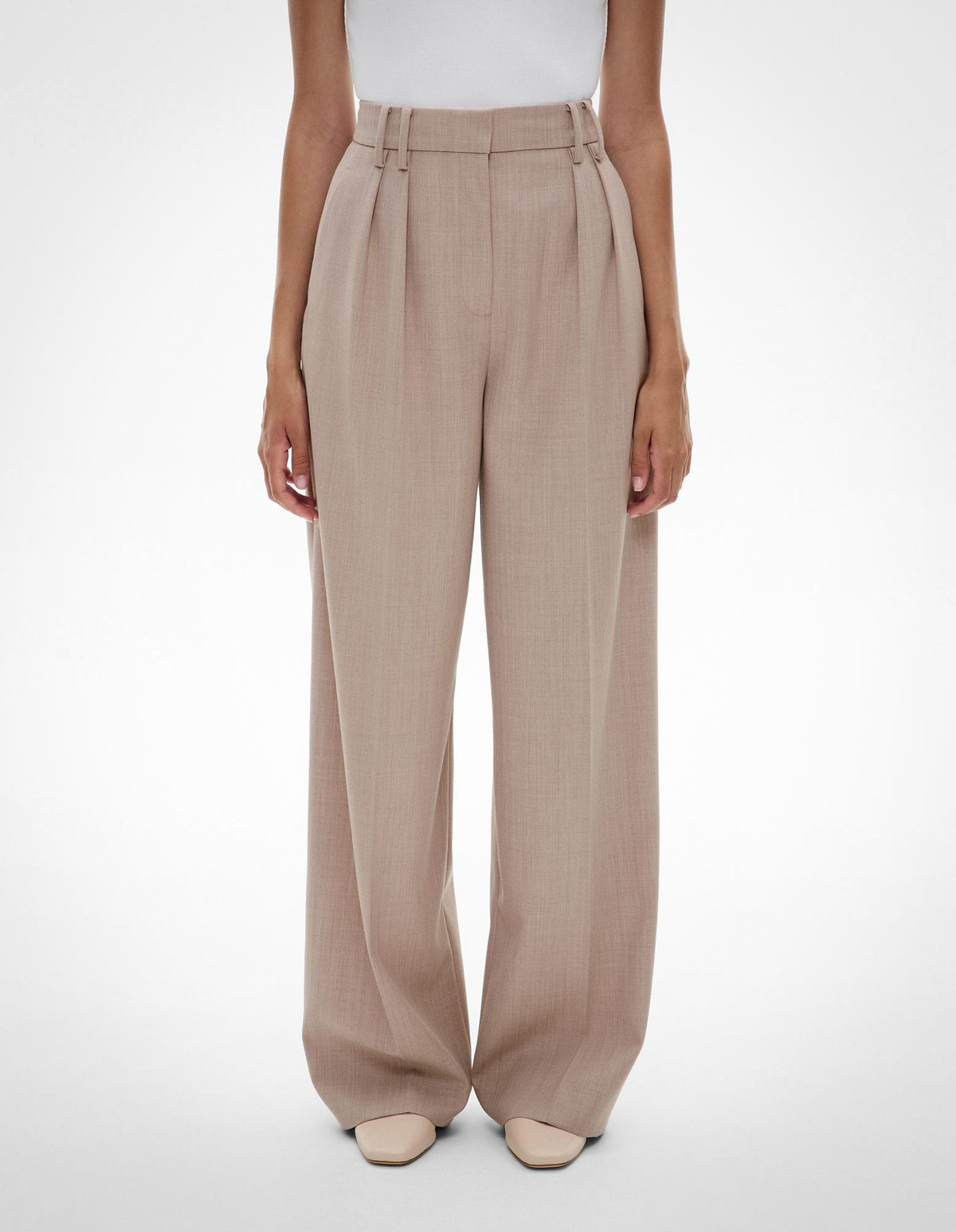 Soft Pleat Pant