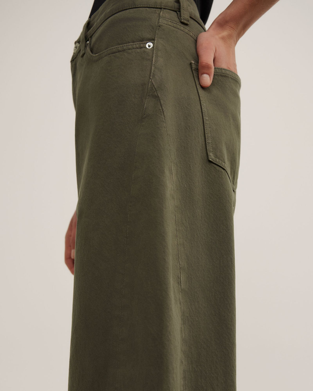 Barrel Leg Jeans