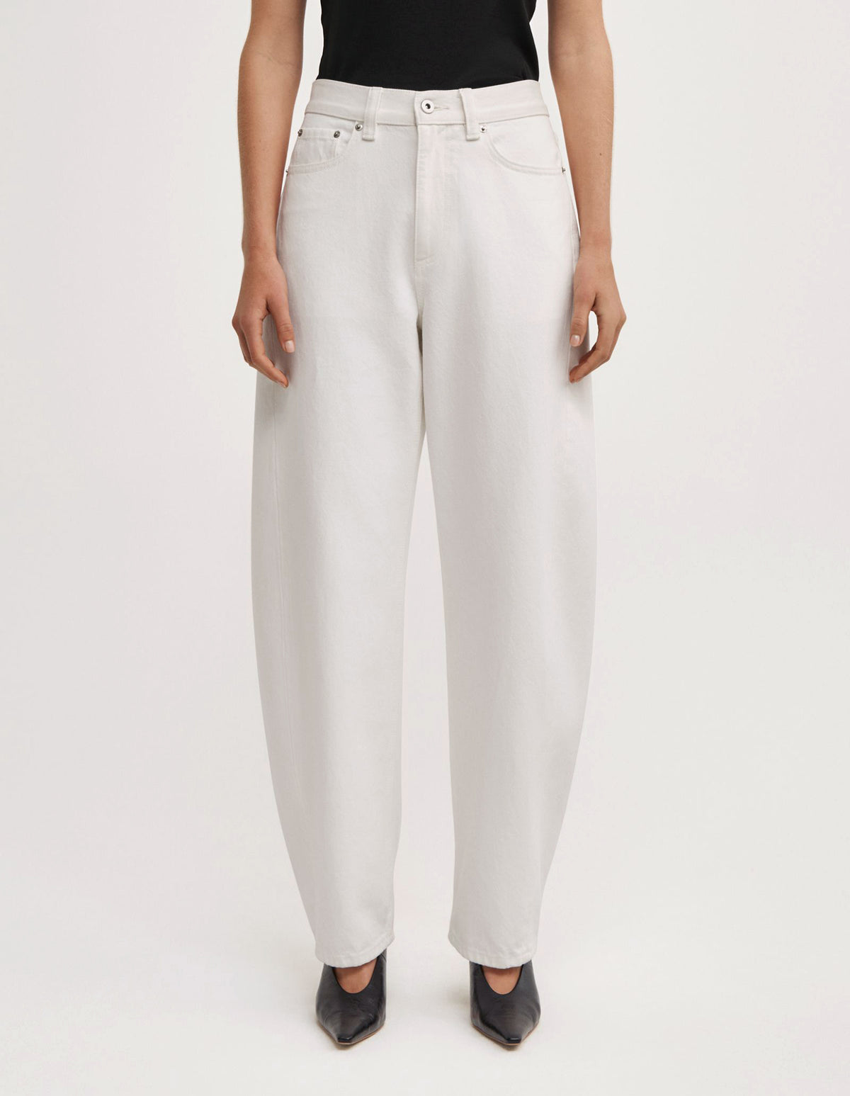 Barrel Leg Jeans