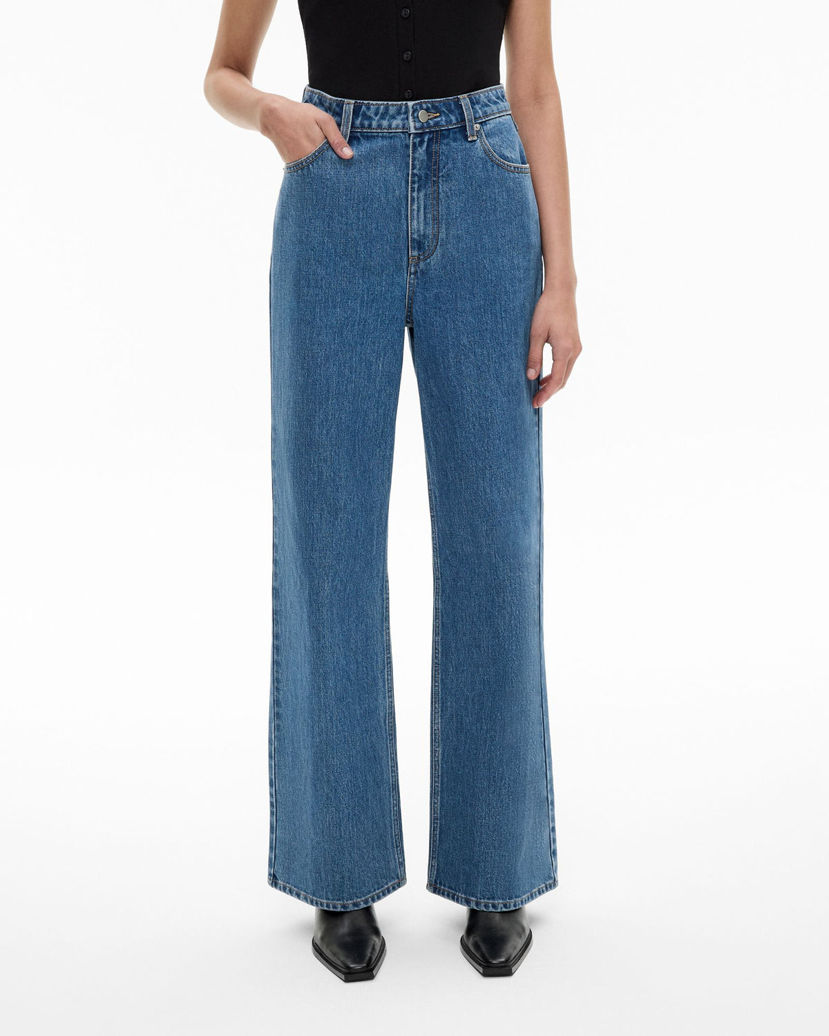 Hi Rise Wide Leg Jeans