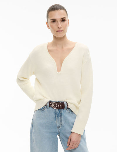 Shaped V Neck Knit