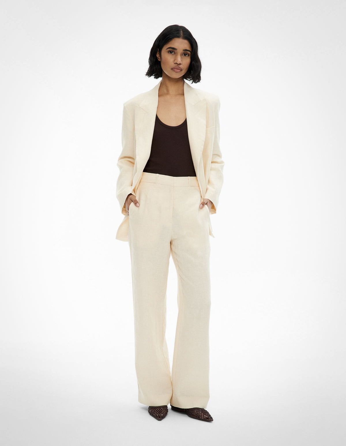 Slim Leg Stitch Pants