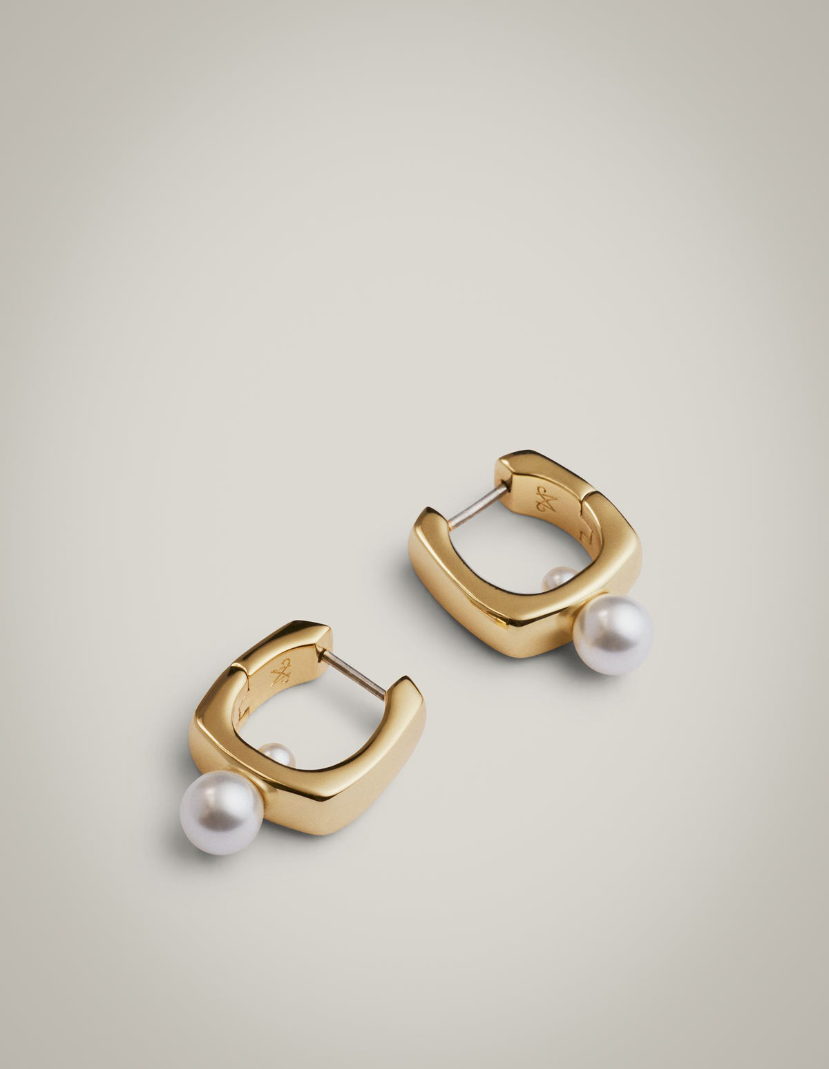 Lou Hoop Earrings