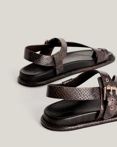 Pippa Sandal