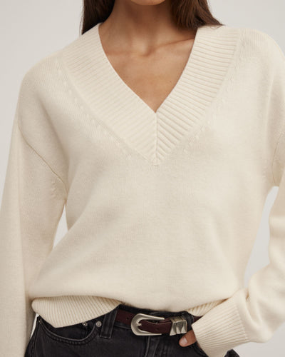 V-Neck Knit