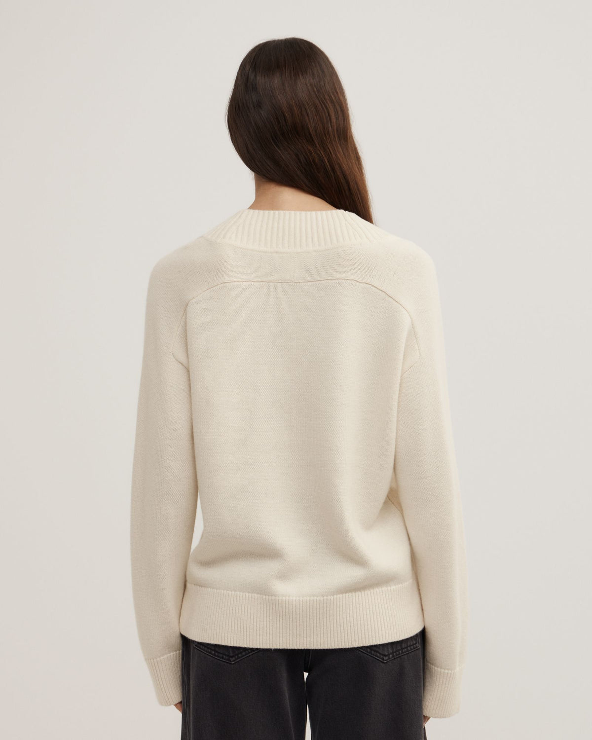 V-Neck Knit