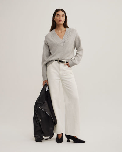V-Neck Knit