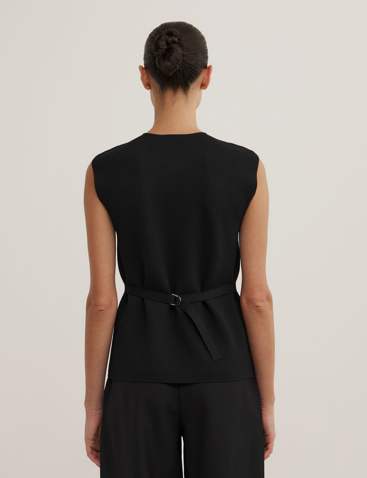 Compact Knit Vest