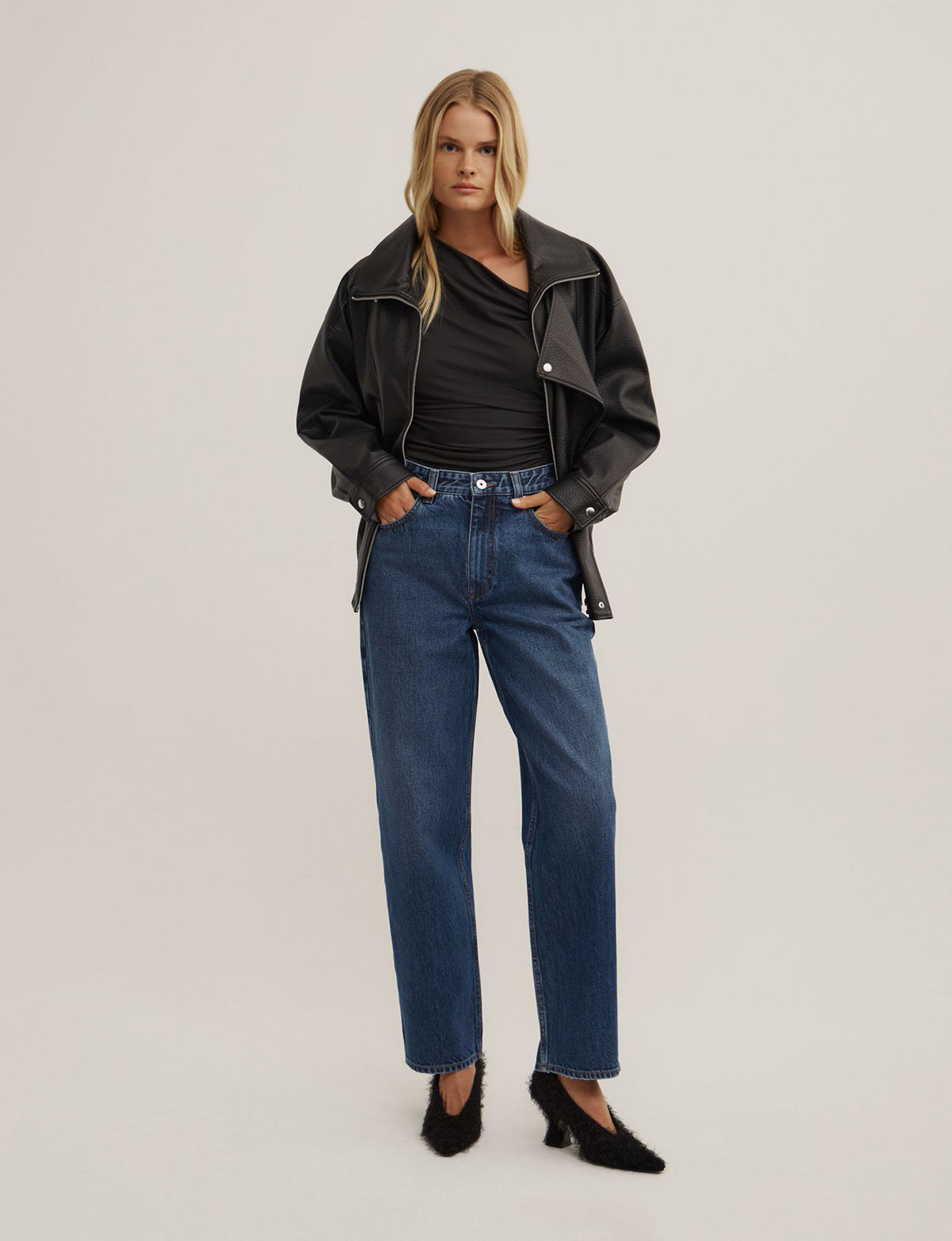 Stovepipe Jeans