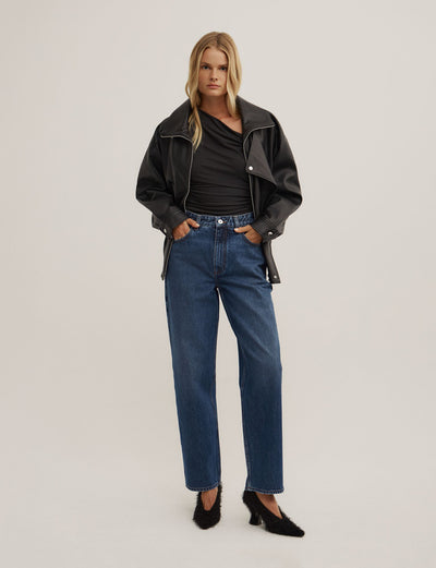 Stovepipe Jeans