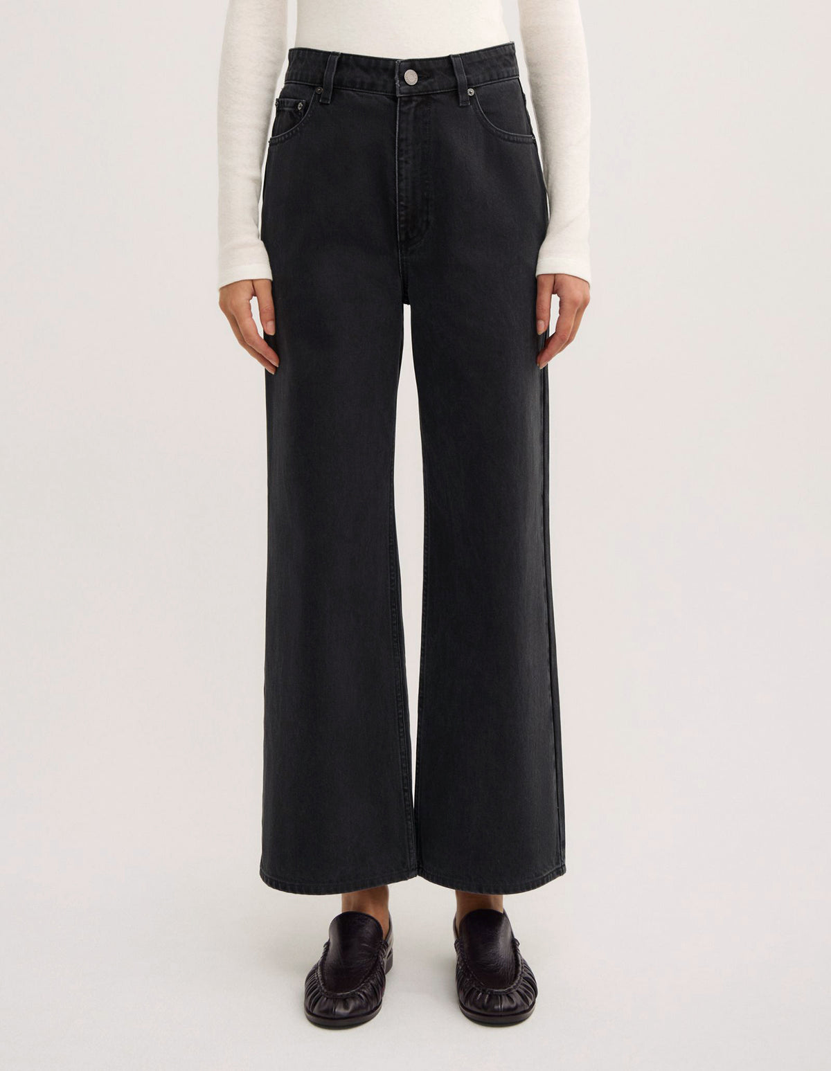 Wide Leg Crop Jeans