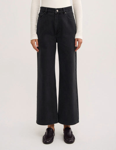 Wide Leg Crop Jeans