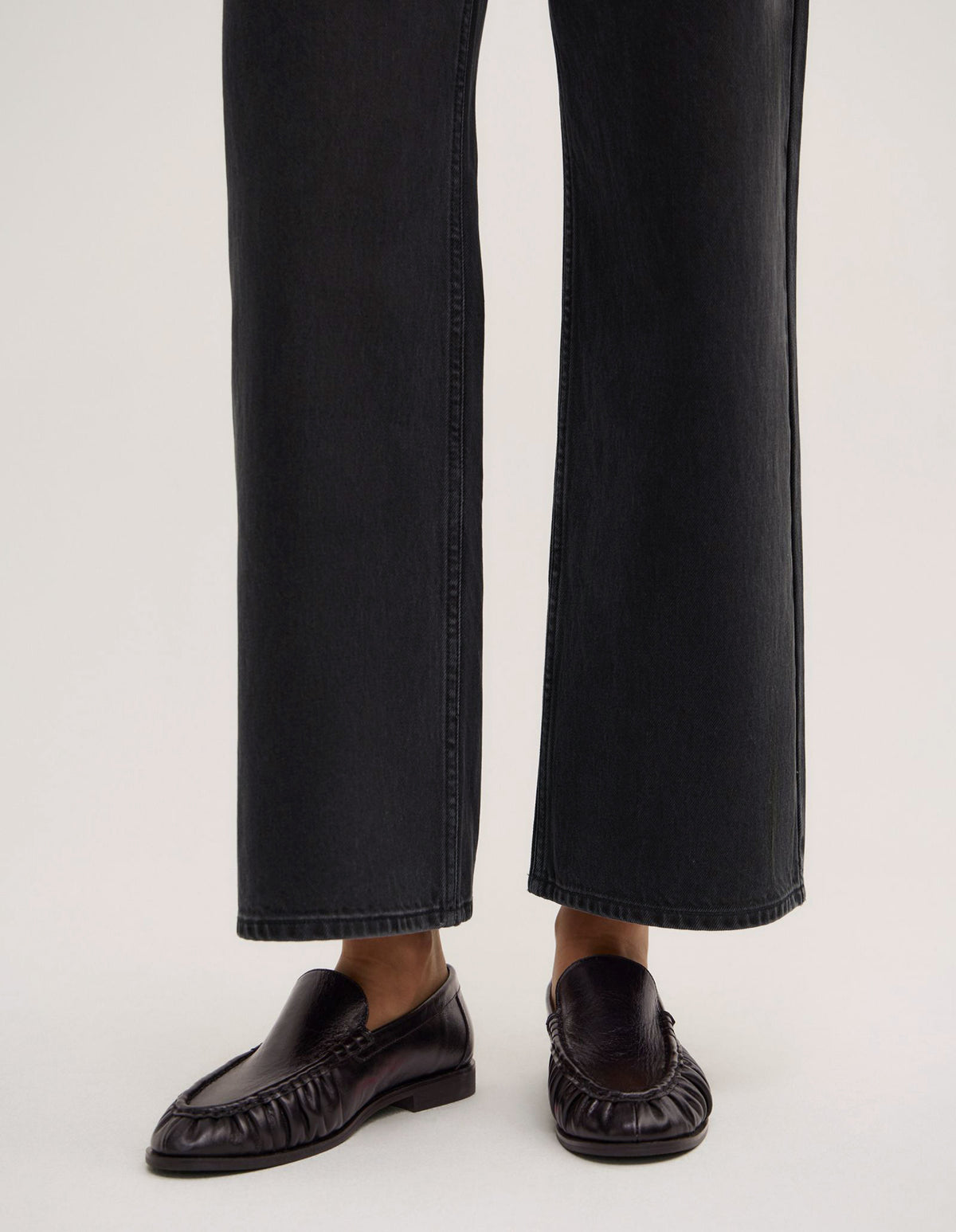 Wide Leg Crop Jeans