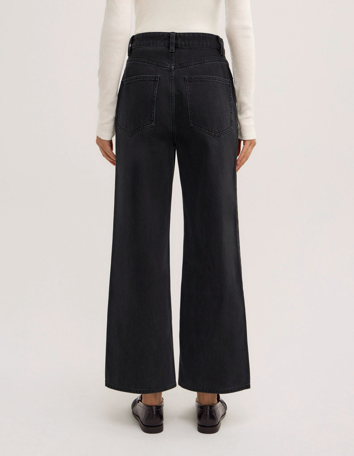 Wide Leg Crop Jeans