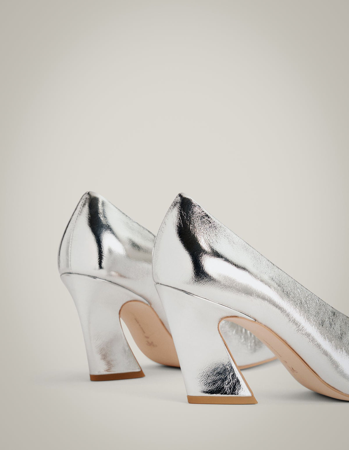 Avery Heels