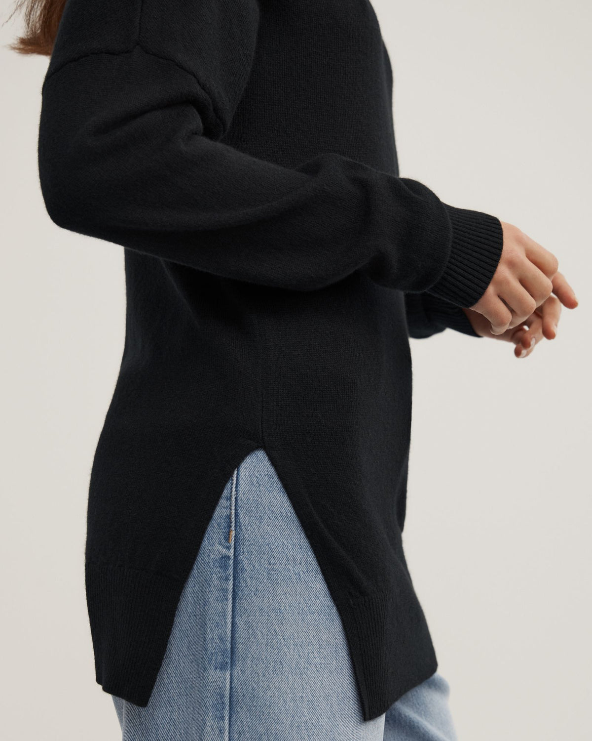 One Shoulder Knit