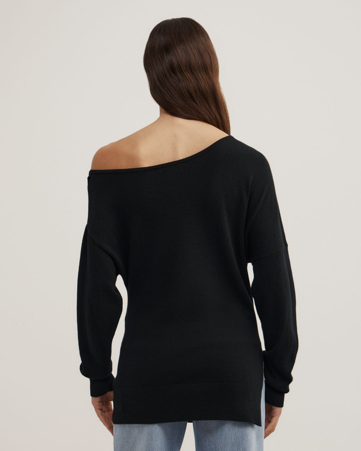 One Shoulder Knit