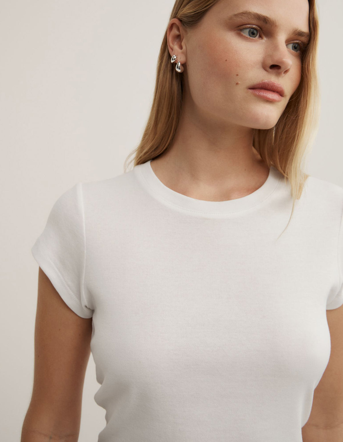 Short Sleeve Fitted T-Shirt