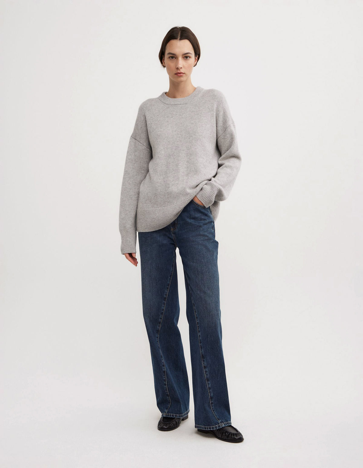 Relaxed Crew Neck Knit