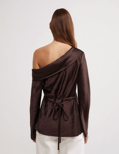 Asymmetric Shoulder Top