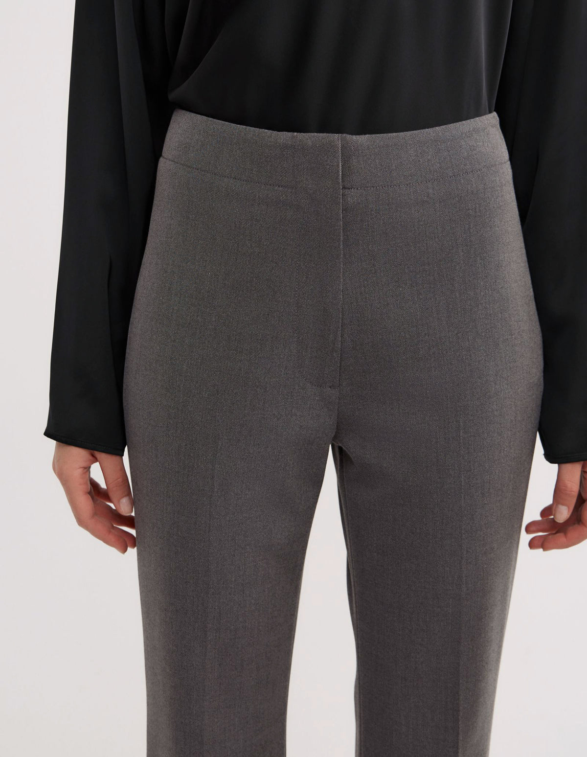 Slim Flare Pant