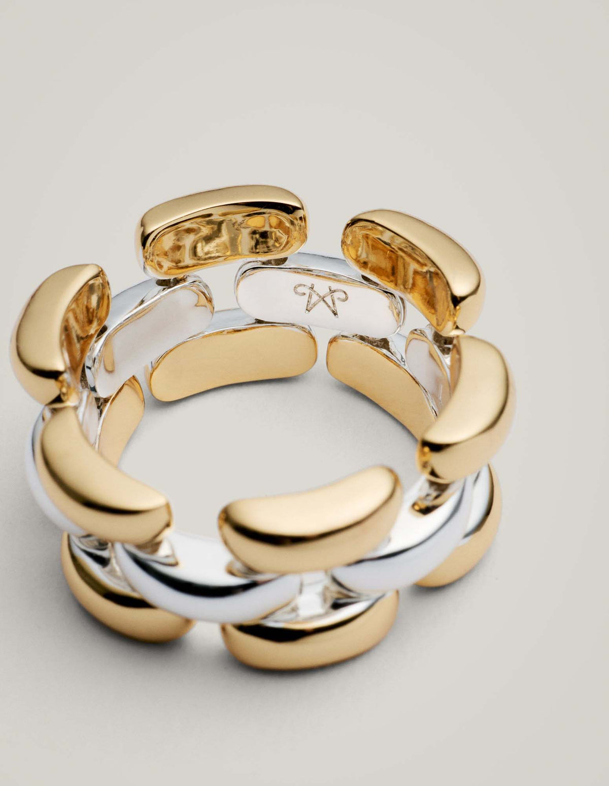 Tabi Ring