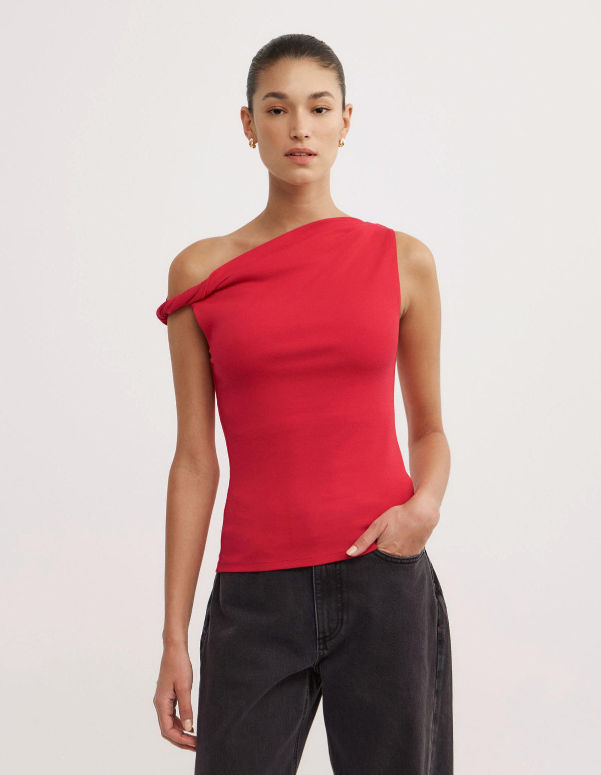 Twist Asymmetric Top