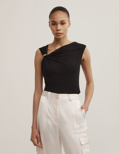 Trim Detail Top