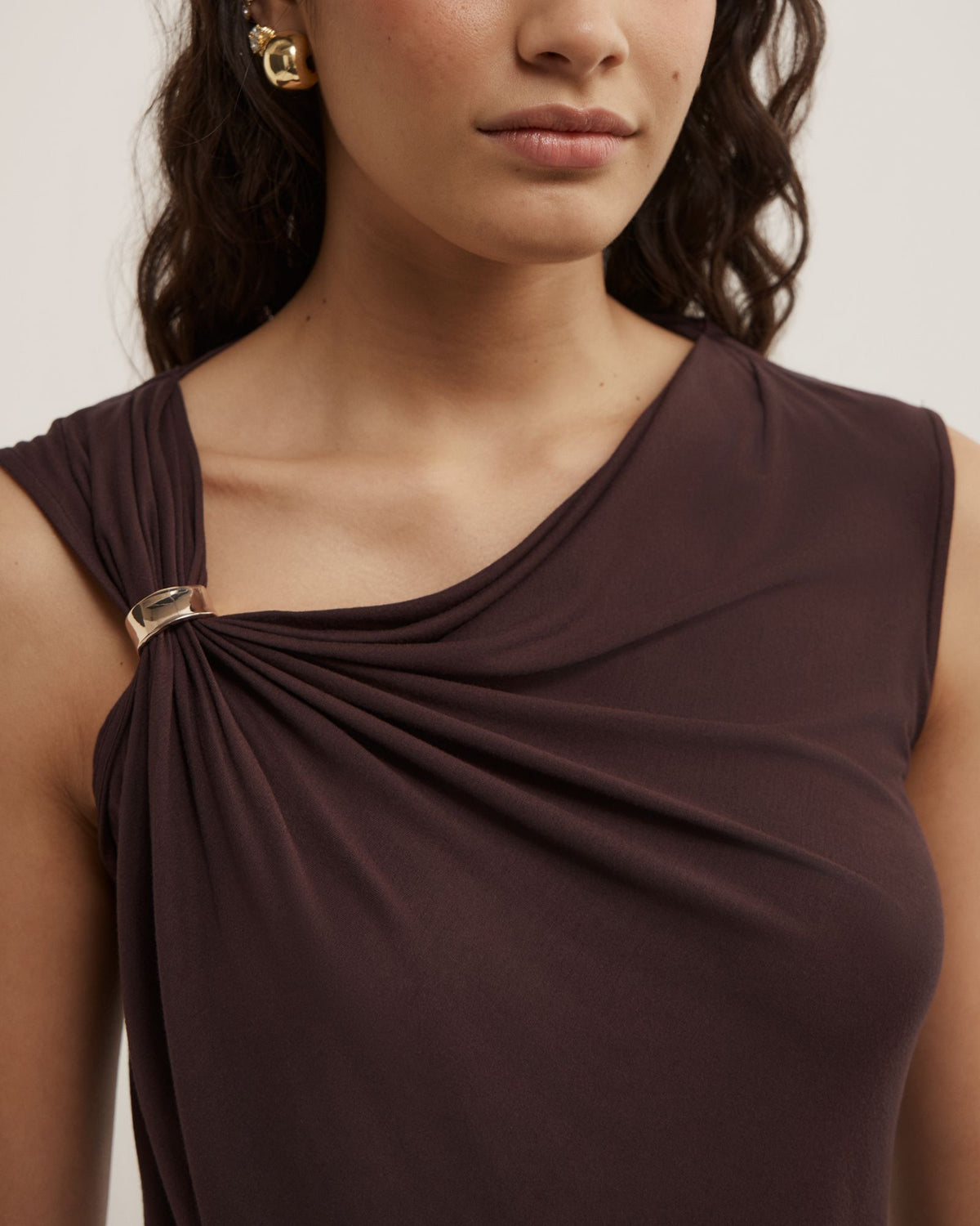 Trim Detail Top