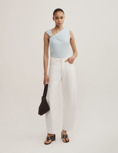 Trim Detail Top