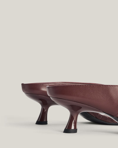 Dayna Heels