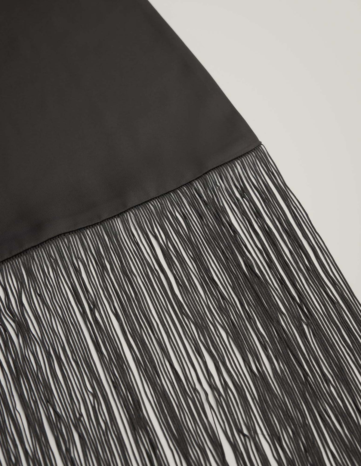 Lee Fringe Scarf