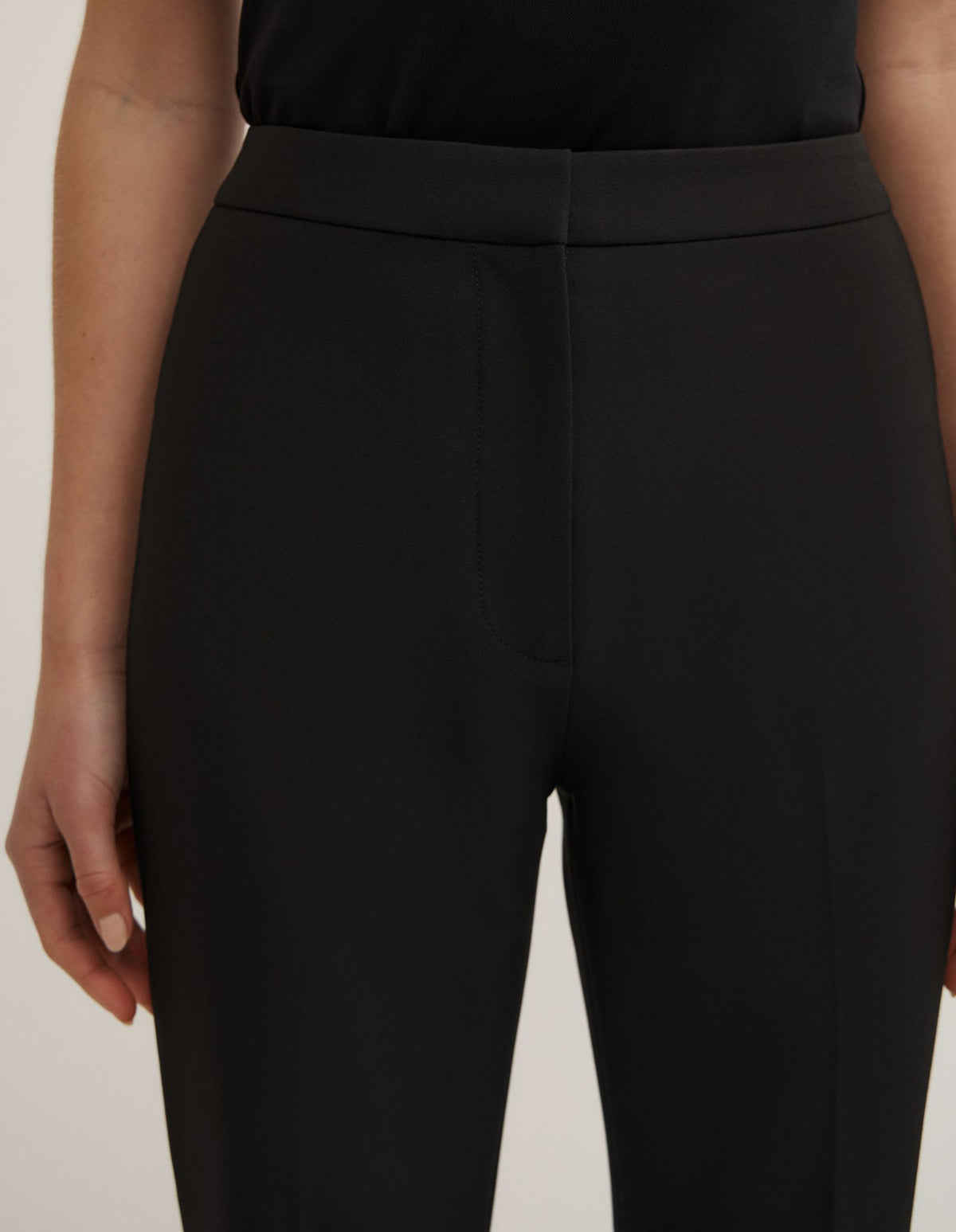 Slim Bootcut Pant