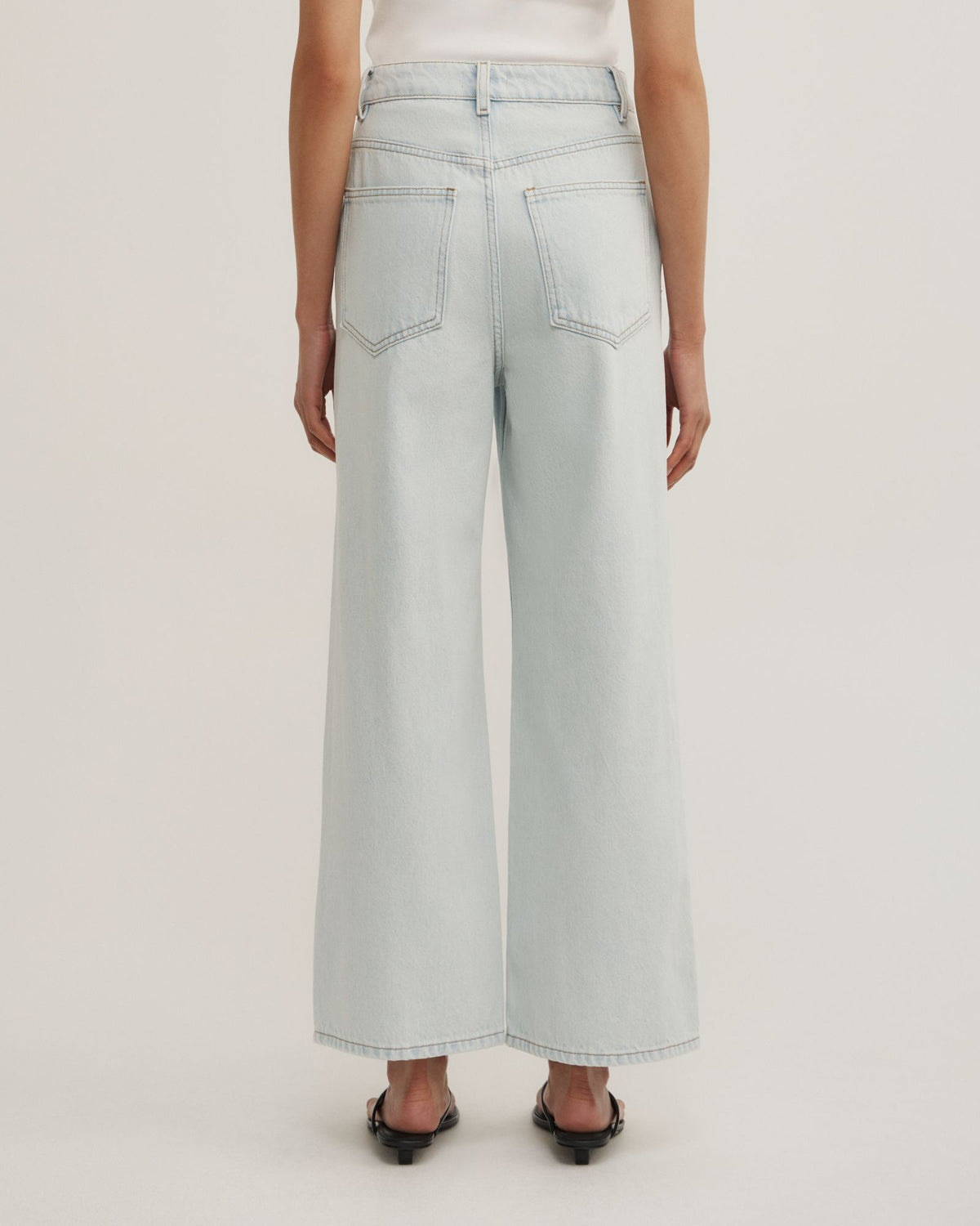 Wide Leg Crop