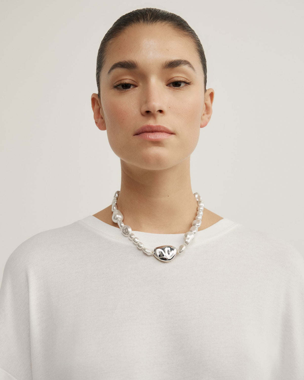 Olive Pearl Necklace