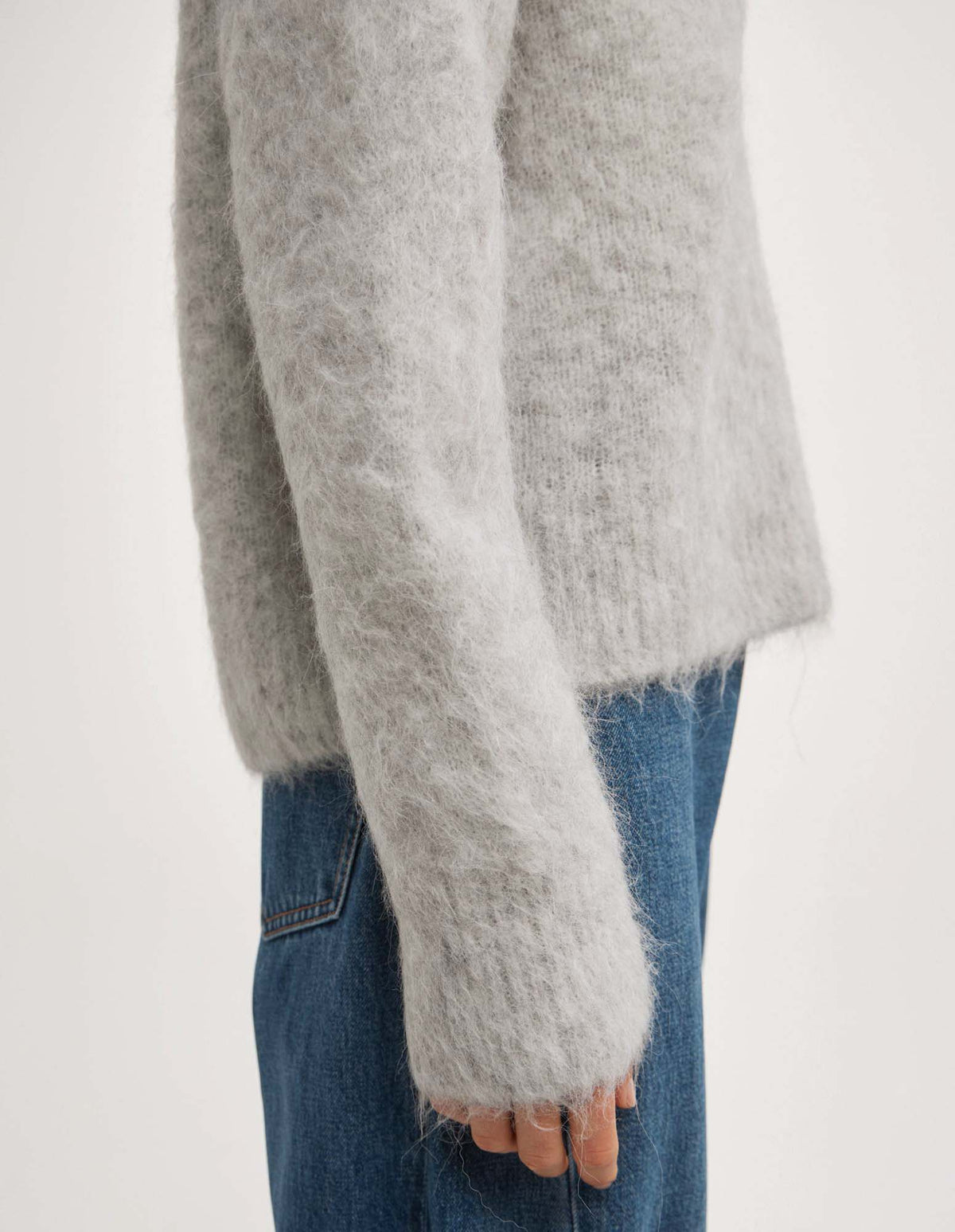 High V-Neck Fluffy Knit