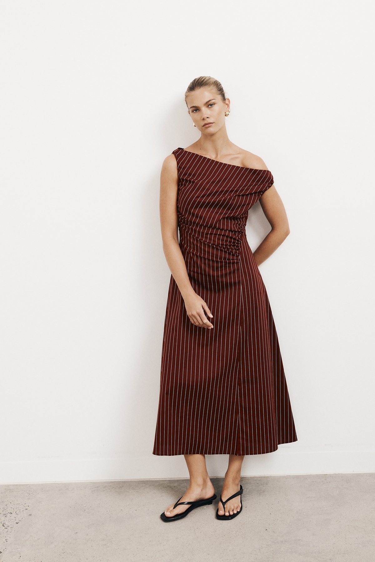 Off Shoulder Gather Midi Dress