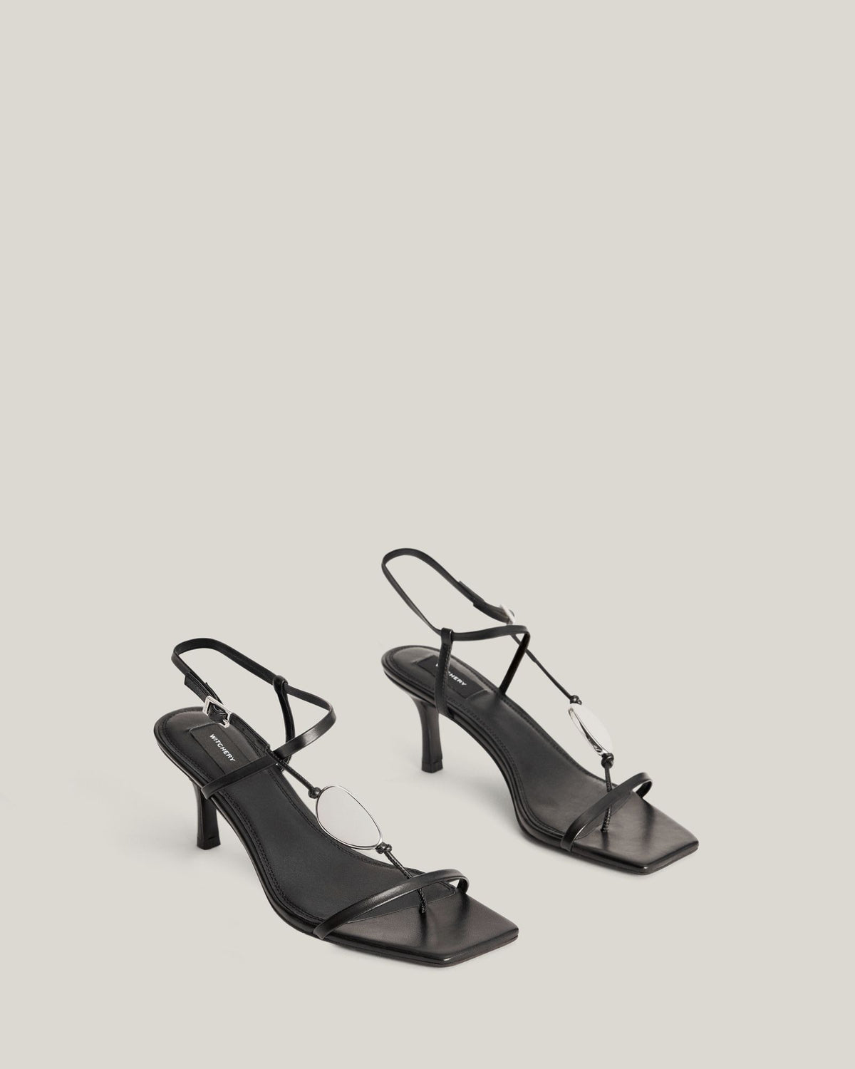 Saffia Heel