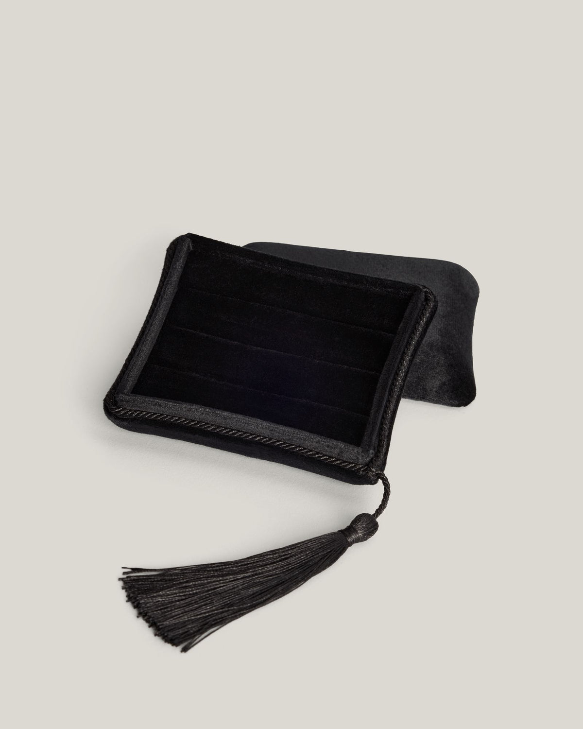 Tassel Jewel Case