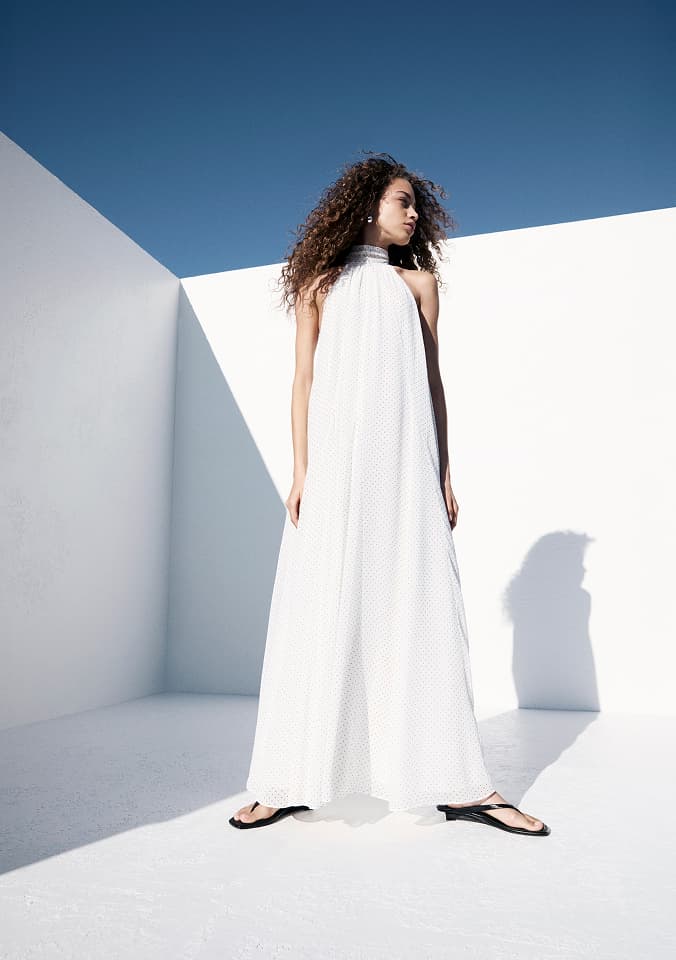 Modern Romance lookbook 30