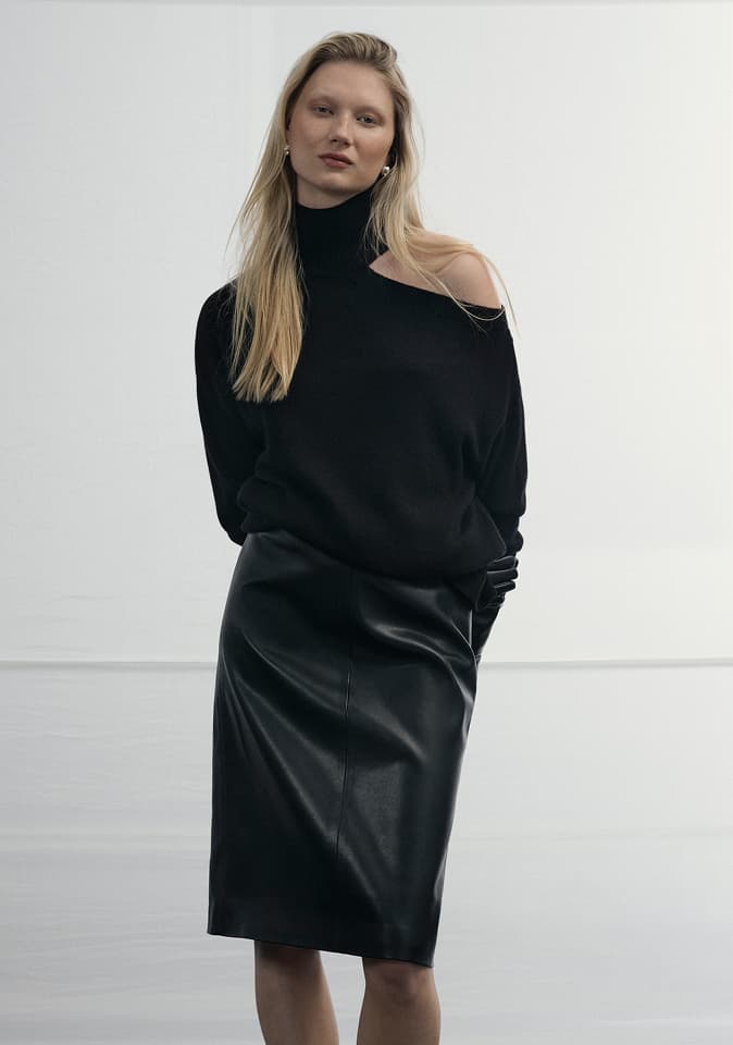 The Moment lookbook 09